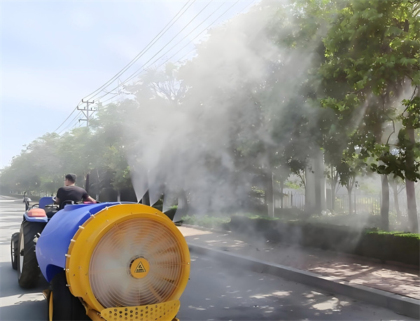 Tại sao nông dân trồng cây ăn quả thích dùng máy phun Trailed Orchard? Tiết kiệm thời gian & Bảo vệ cây ăn quả triệt để