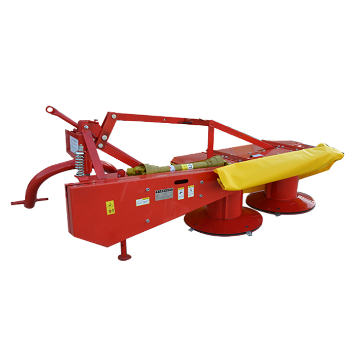 Máy cắt cỏ khô gắn trên máy kéo